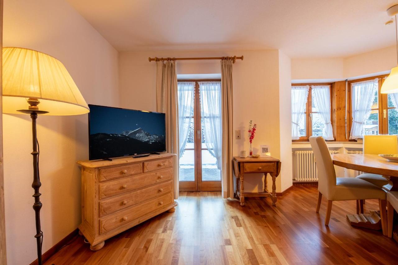 Kleeblatt Apartment การ์มิช-พาร์เทนเคียร์เชน ภายนอก รูปภาพ